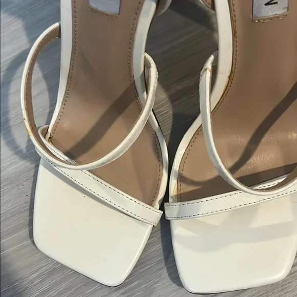 Steve Madden Cream Heels Strappy Sandals
Good condition - Picture 6 of 7
